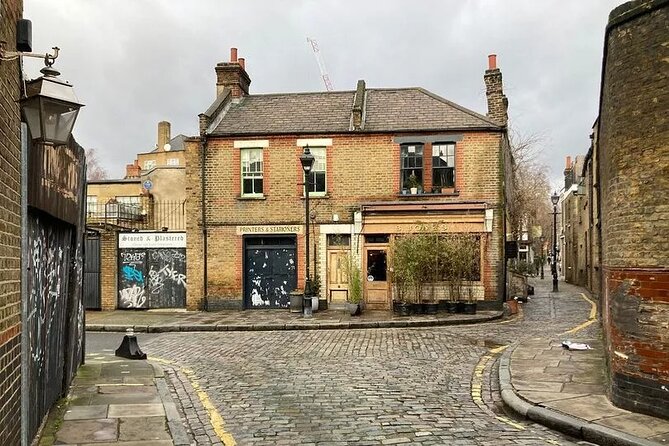 Authentic London Sunday Markets with a Londoner - Brick Lane: Vintage, Thrift, and the Bagel Stop You’ll Want to Plan For