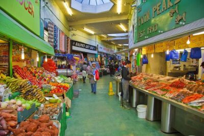 Brixton Market Tour with African and Caribbean Cuisine - The 12:00 Meetup: Simple Logistics, Small Group Energy