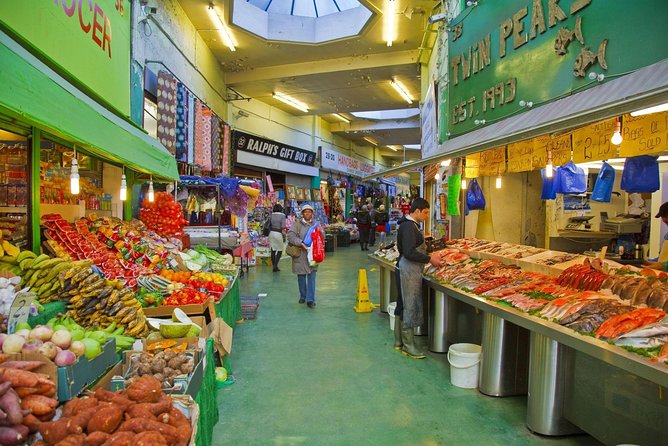 Brixton Market Tour with African and Caribbean Cuisine - The 12:00 Meetup: Simple Logistics, Small Group Energy
