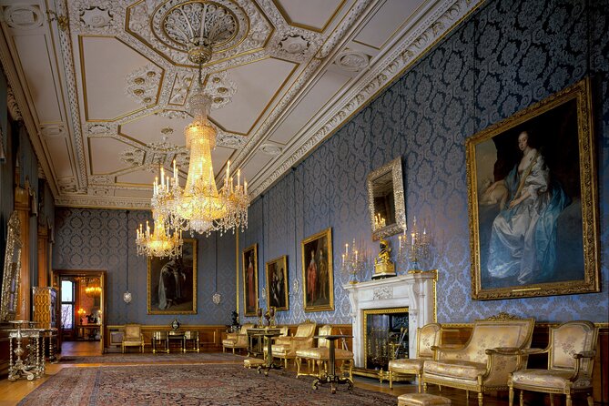 Buckingham Palace and Windsor Castle Escorted Tour from London - What you’re really paying for: coach ride, tickets, and the heavy lifting