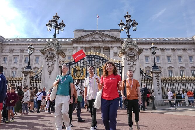 Buckingham Palace: Walking Tour with Entry & Audio Guide - Key highlights at a glance