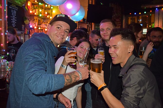 Camden Pub Crawl in London - Photographer and Digital Photos: Worth It, Not Just a Gimmick