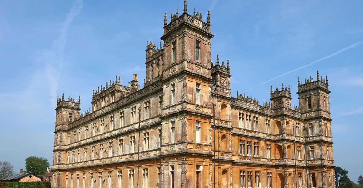 From London: Downton Abbey and Village Coach Tour - The Coach Commentary and Episode Clips: Why This Trip Feels Like More Than Transport
