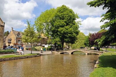 From London: Full-Day Cotswolds Small-Group Tour - Paddington to the countryside: the part most people forget