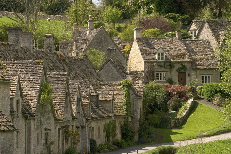 From London: Full-Day Cotswolds Small-Group Tour - Bibury and Arlington Row: The River Walk and Weaver’s Cottages