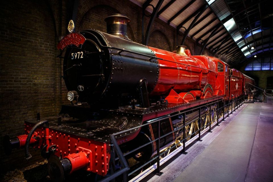 From London: Harry Potter Family Package with Transfers - Seasonal Magic: Dark Arts or Hogwarts in the Snow