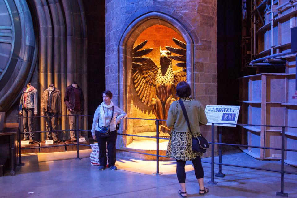 From London: Harry Potter Family Package with Transfers - Victoria to Bus Stop 1: Getting There Without Stress