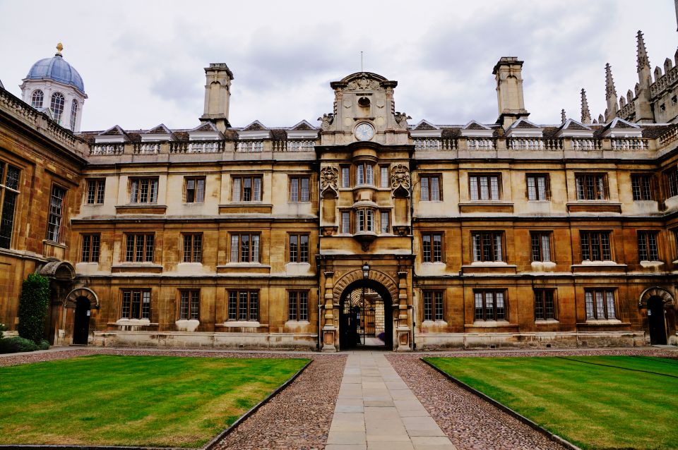 From London: Oxford & Cambridge Day Tour - Oxford Walking Tour: Dreaming Spires, Cobblestones, and Quick Context