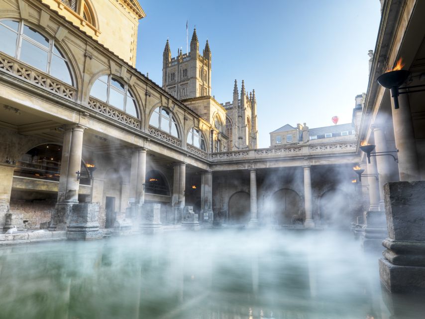 From London: Private Stonehenge Sunrise Viewing & Bath - Lacock’s Saxon Streets and a 14th-Century Pub Breakfast Stop