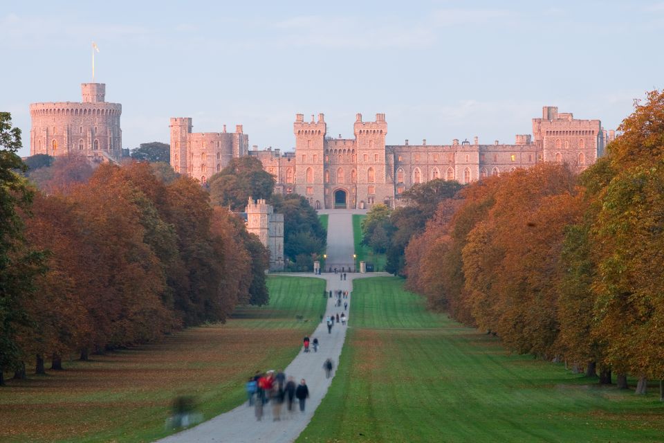 From London: Royal Windsor Afternoon Tour - St George’s Chapel at Windsor: go first or you’ll regret the clock
