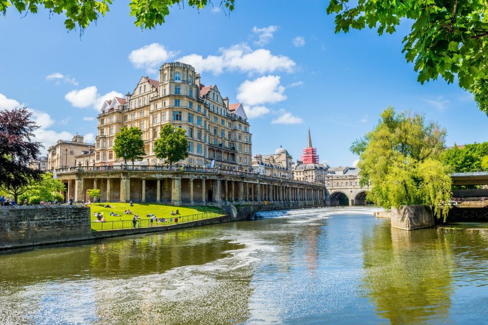 From London: Stonehenge and Bath Full-Day Tour - Bath walking tour: Abbey views, Georgian streets, and Pulteney Bridge