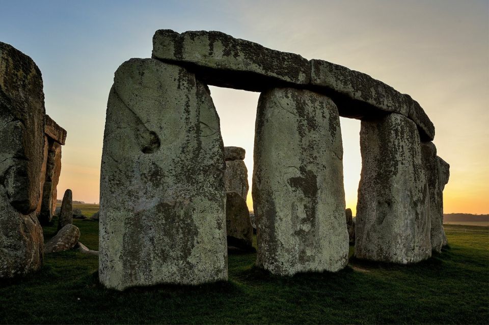 From London: Stonehenge and Bath Full-Day Tour - Tastecard and Coffee Club: how the add-on can pay off