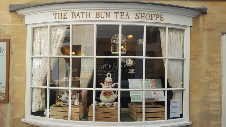 From London: Stonehenge and Bath Full-Day Tour with Guide - Who should book this Stonehenge and Bath day trip?