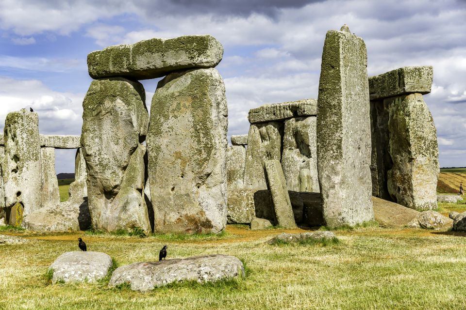 From London: Stonehenge Half-Day Tour - Self-guided tour means you control the pace (and the risks)