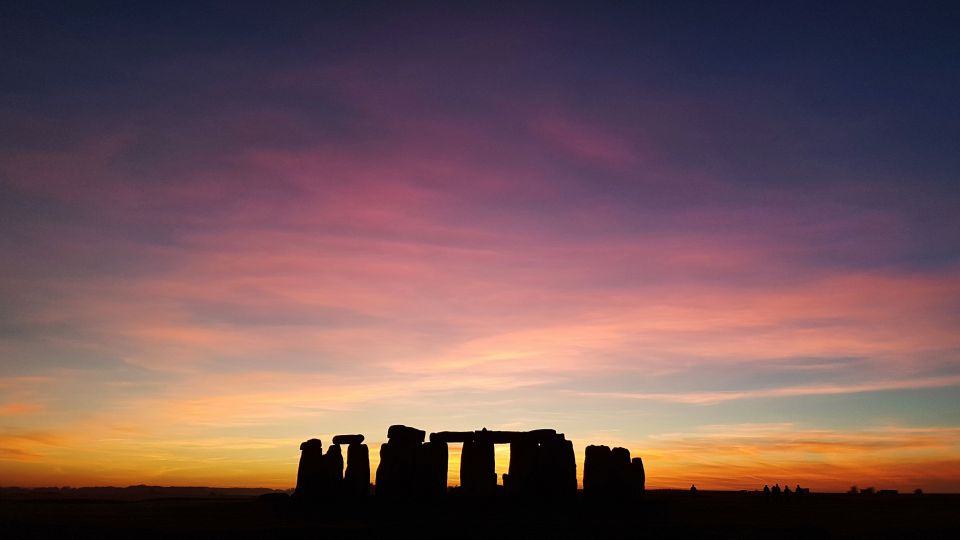 From London: Stonehenge Inner Circle and Windsor Day Trip - Who should book this Stonehenge and Windsor day trip?