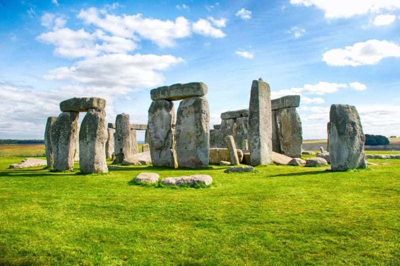 From London: Stonehenge & Windsor Castle Tour with Tickets - The Long Coach Ride: Comfortable Transport, Real Time