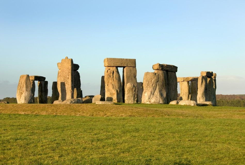 From London: Stonehenge & Windsor Tour - Windsor Castle: State Apartments, Royal tombs, and the scale you feel in person