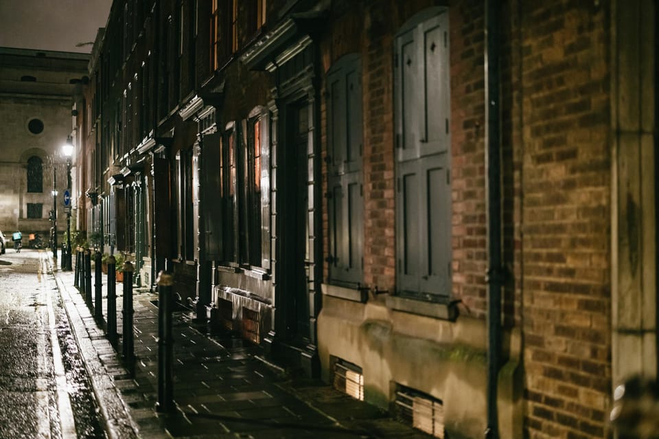 German Language : Original Jack the Ripper Tour - How the Ripperologist guide handles evidence and theories