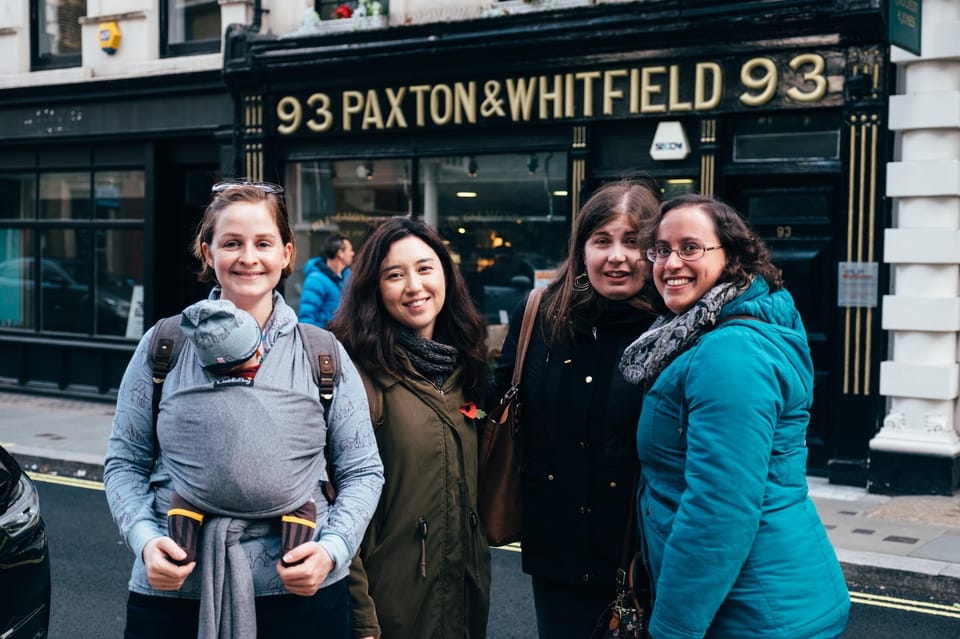 German London : The Ultimate Walking tour - Trafalgar Square and Whitehall: a guided path through power and public space