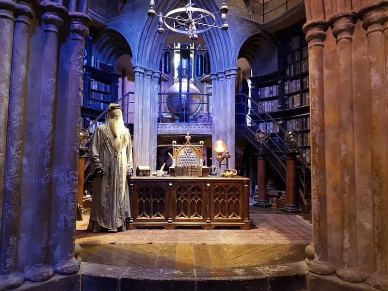 Harry Potter Studio Ticket & Tour of London Film Locations - The Coach Ride: Why Transport Strategy Is Part of the Value