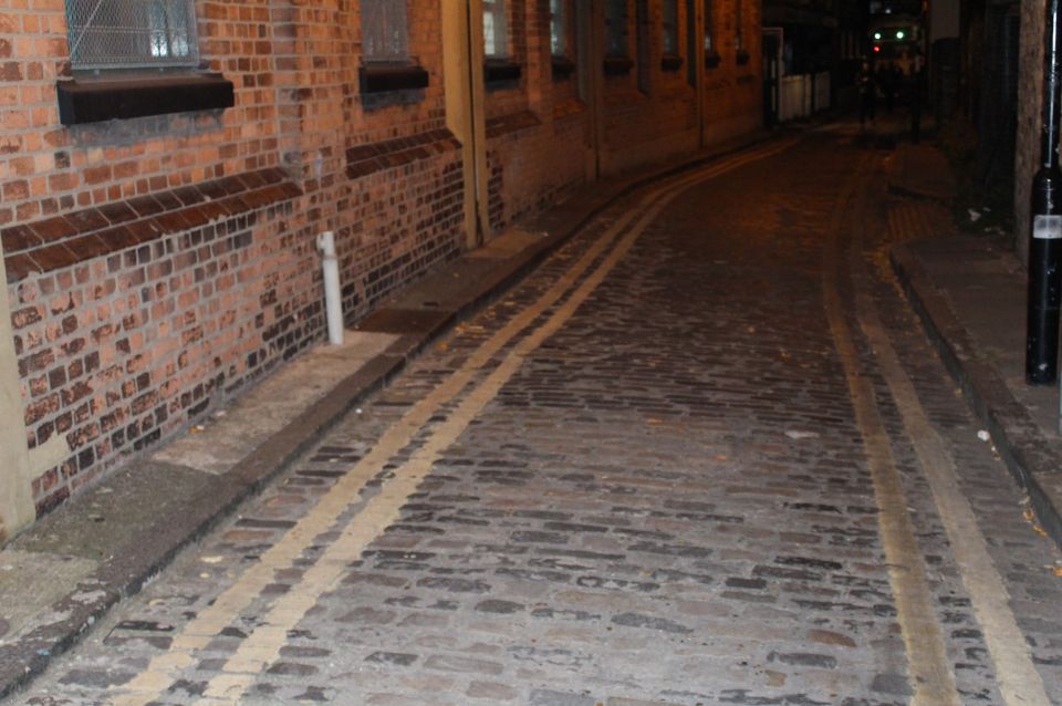 Jack The Ripper Tour in London's East End - Entering Whitechapel, Not a Theme Park