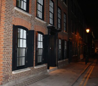 Jack The Ripper Tour in London's East End - Walking the East End Footsteps: Streets, Passages, and the 1888 Atmosphere