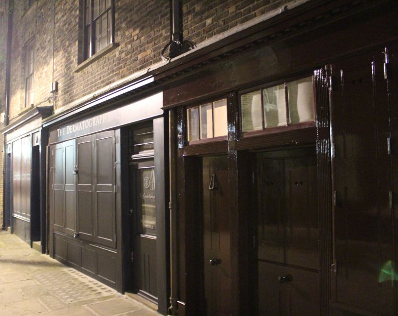 Jack The Ripper Tour in London's East End - Price and Value: $22.90 for Two Hours of Real-Place Story