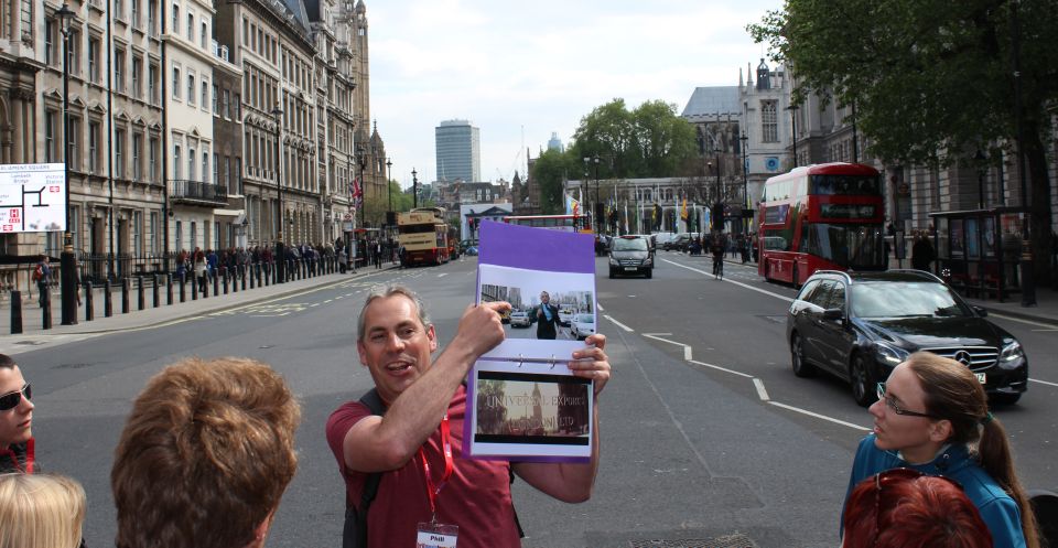 James Bond Shooting Locations 2-Hour Walking Tour of London - Trafalgar Square and Whitehall cues you can spot in seconds