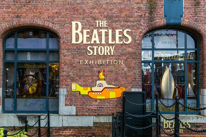 Liverpool and The Beatles Day Tour from London - Penny Lane and Strawberry Field: the guided landmarks that fans dream about