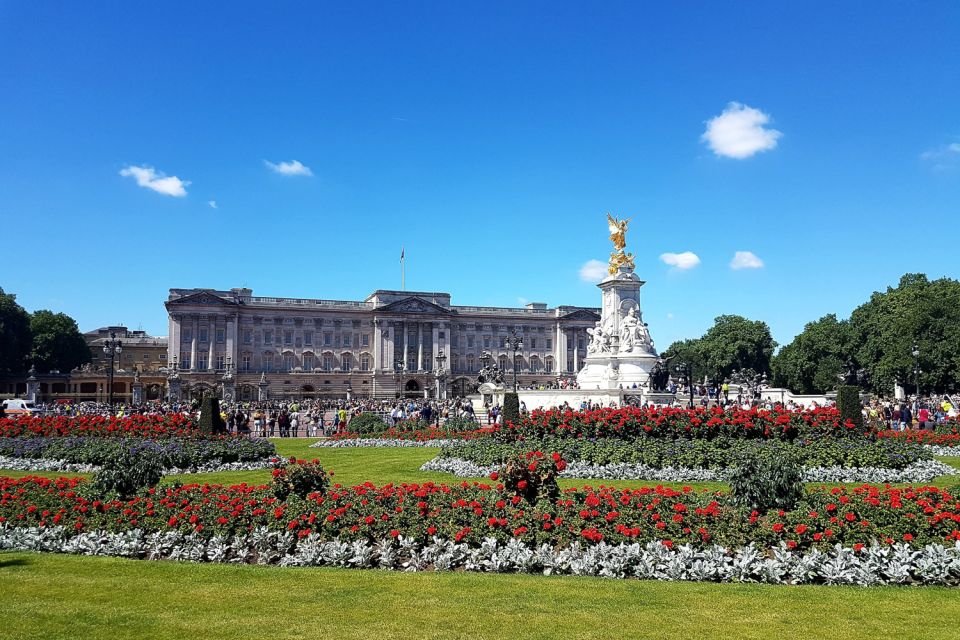 London: 30 London Sights Guided Walking Tour - HMS Belfast, Tower Bridge, and the Tower of London Area Finale