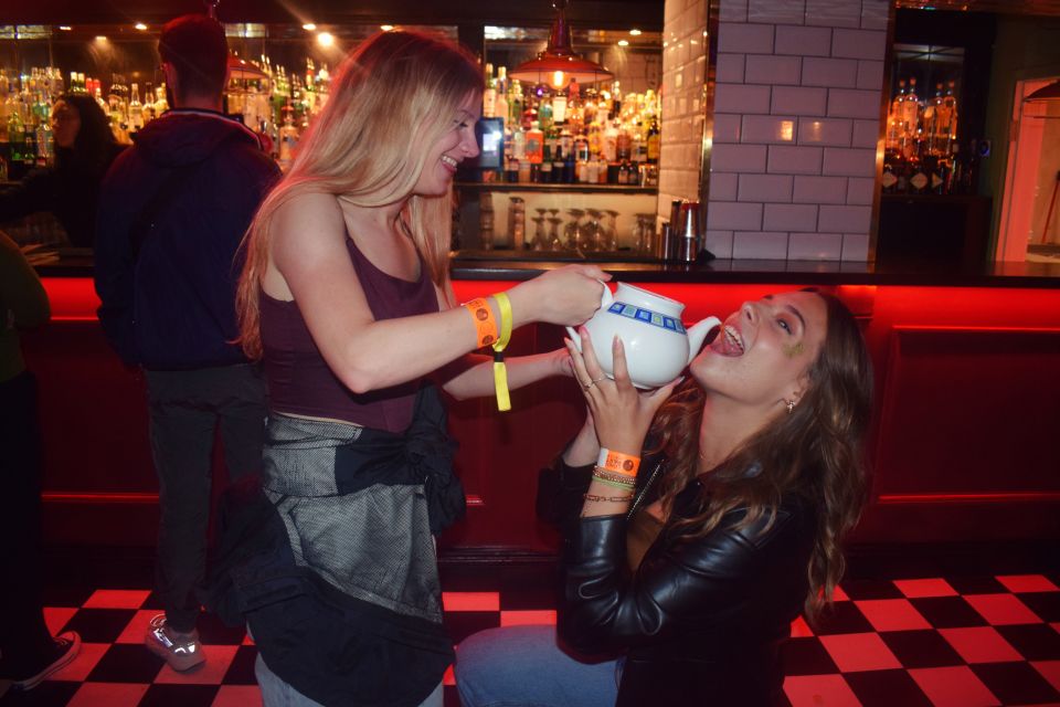 London: 4 Soho Nightclubs Crawl - Drink Discounts All Night: How to Get Deals Without Getting Burned
