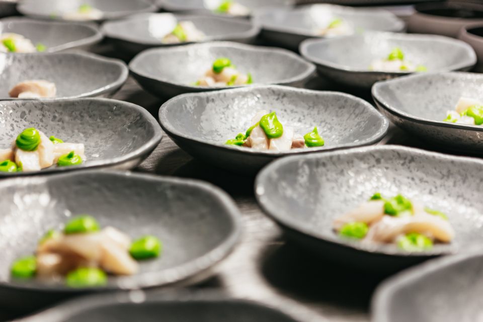 London: 6-Course Gourmet Dinner on a Luxury Coach - Luxury Coach Dining Meets London Sightseeing