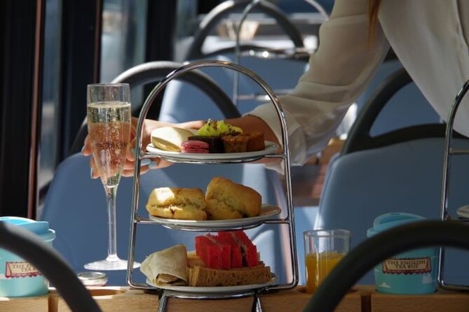 London Afternoon Tea Bus with Panoramic Tour - Arriving at Golden Tours: Meeting Point, Seating, and the Reality of No Toilets