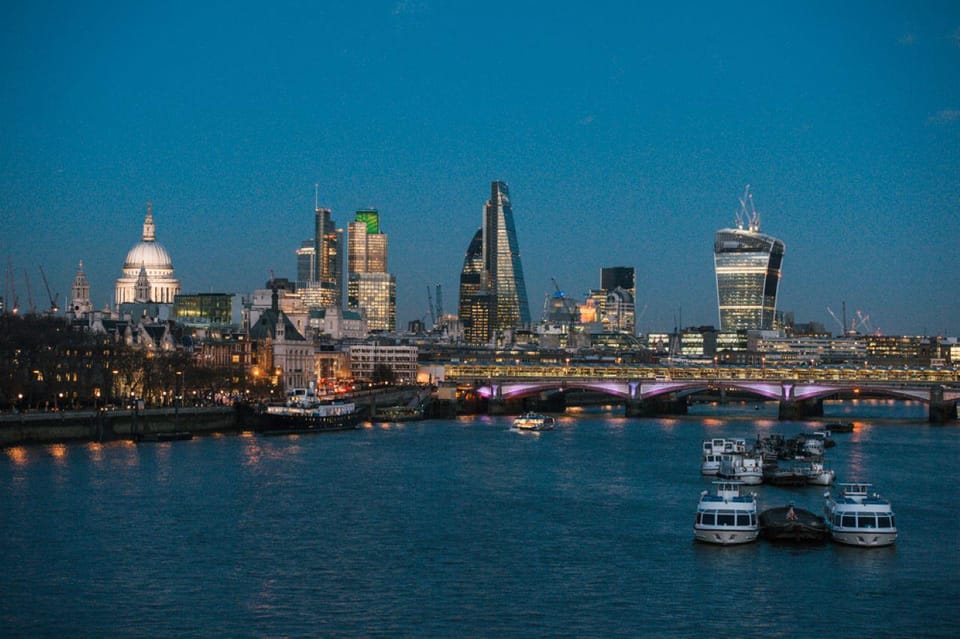 London: Big Bus Panoramic Evening Tour by Open-Top Bus - Comfort, Weather, and Photo Tips for an Open-Top Evening Ride