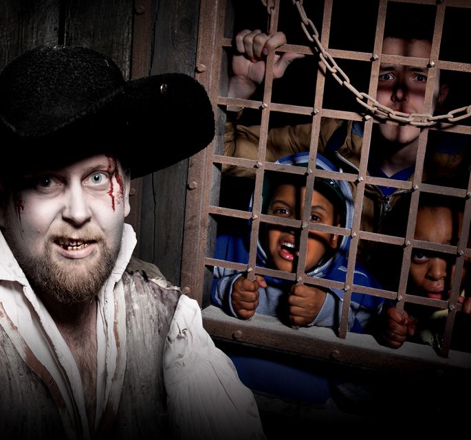 London Bridge Experience and Tombs Entrance Ticket - The London Tombs scare maze: zombies, jump scares, and the volume turned up