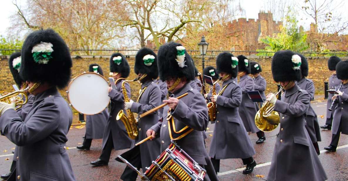 London: Buckingham Palace & Changing of the Guard Experience - Why Guard Mounting is more than a photo stop