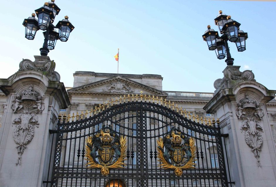 London: Buckingham Palace Entry Ticket & Royal Walking Tour - Meeting at Duke of York Column: The Fast Start That Sets the Pace