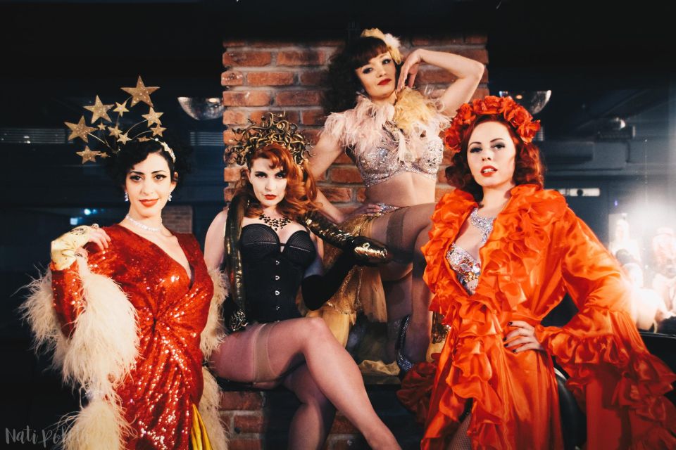 London: Burlesque Cabaret Show in the West End - Getting to QT in Covent Garden (and the one-day Soho swap)