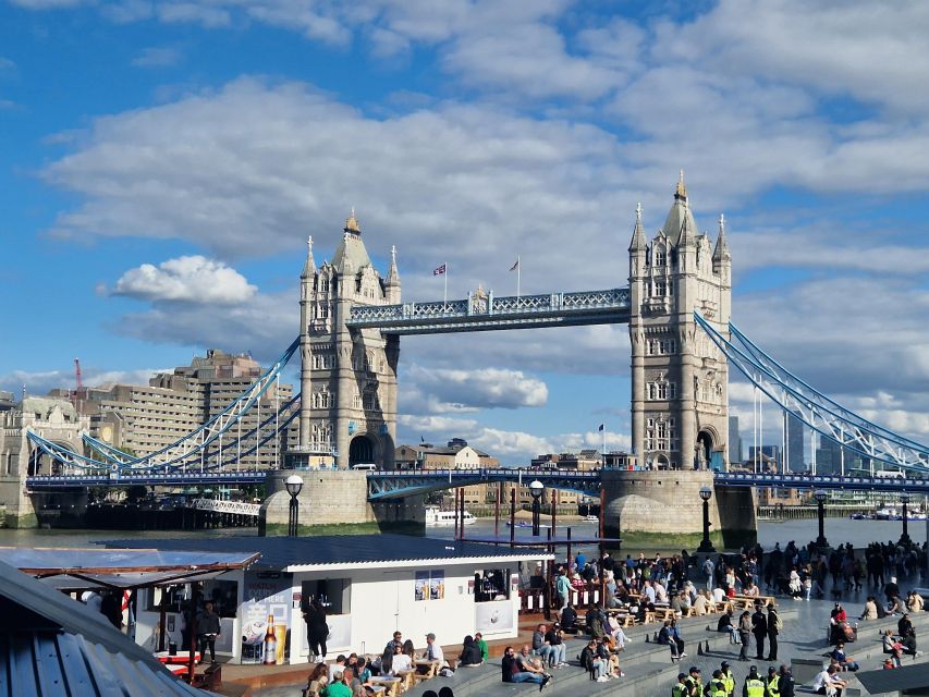 London by taxi: Highlights Tour in a real London Black Cab. - A Real London Black Cab Meets a 4-hour Highlights Hit List