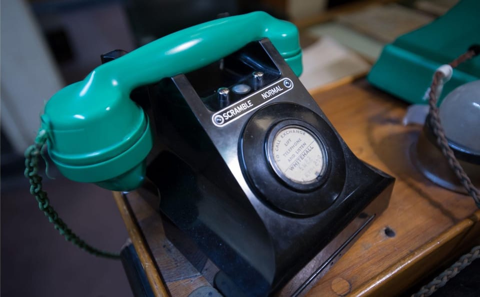 London: Churchill War Rooms Ticket & Political London Audio - Political London audio tour: 15 points, including Downing Street and Parliament