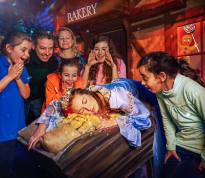 London: DreamWorks Shrek's Adventure Tour - The Donkey-guided 4D bus: where the story starts