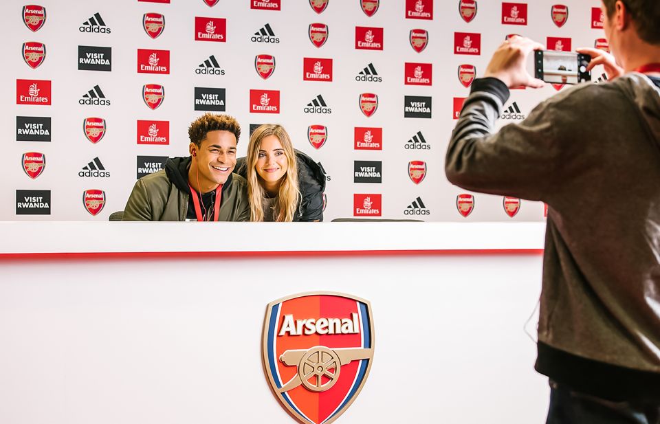London: Emirates Stadium Entry Ticket and Audio Guide - Changing room and dugout moments: why the photos look better here