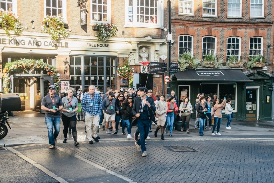 London: Full-Day Windsor, Stonehenge, and Oxford Tour - Coach Comfort: WiFi, USB, and the Group Flow