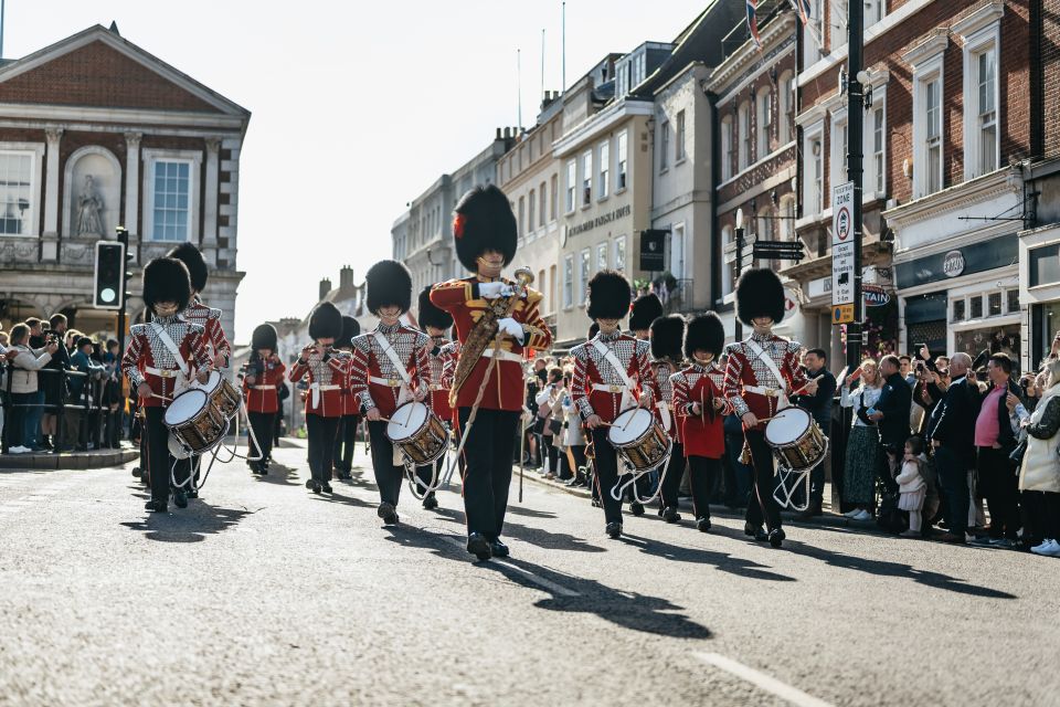 London: Full-Day Windsor, Stonehenge, and Oxford Tour - Language Options: Headsets Plus Multilingual Support