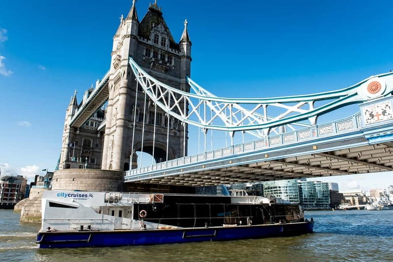 London: Fully Flexible River Thames Sightseeing Pass - Café-Bar, Refreshments, and the Small Things That Change the Day
