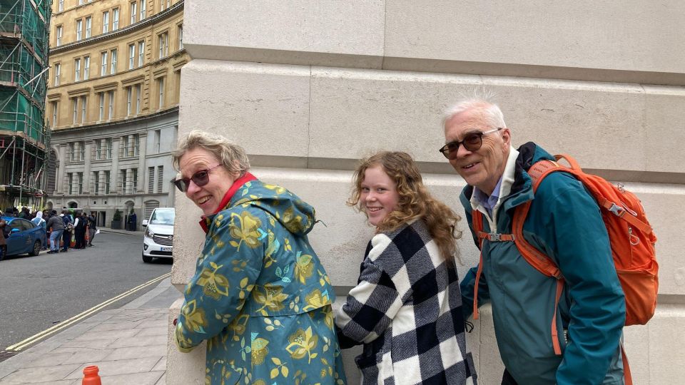 London: Guided Harry Potter Tour - Millennium Bridge, Globe Theatre area, and a Tube jump