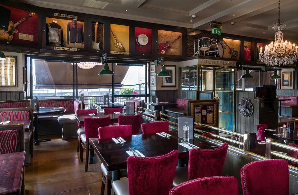 London: Hard Rock Cafe with Set Menu for Lunch or Dinner - Mayfair at the Hard Rock Cafe: What This Experience Really Feels Like