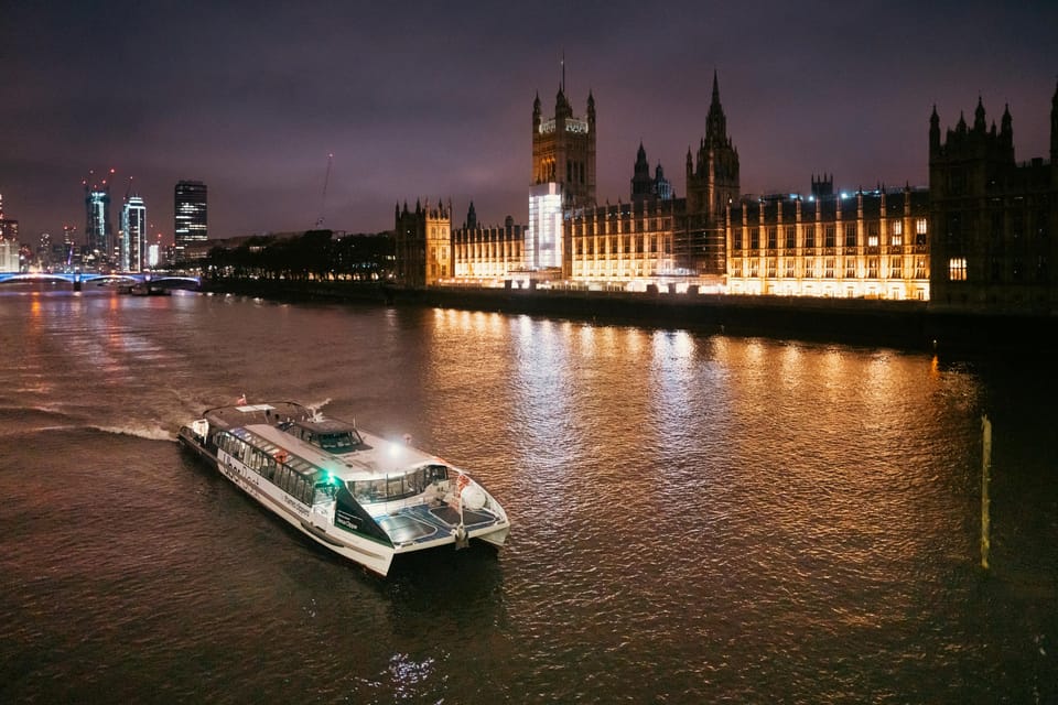 London: Hop-On Hop-Off 1-Day River Sightseeing Adventure - On the Thames: Boarding, Tickets, and Finding Your Best Seat