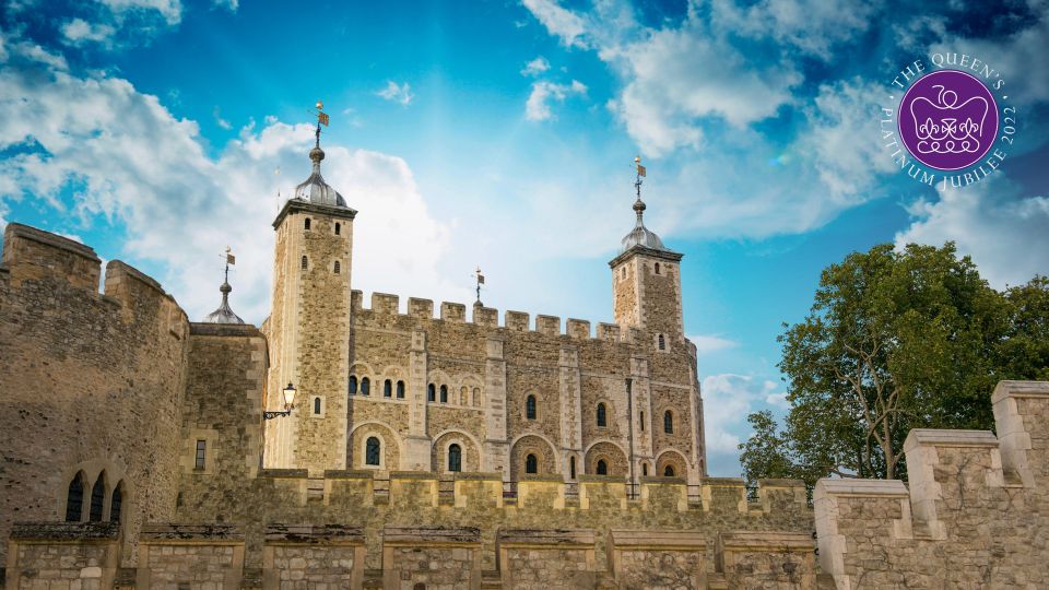 London in One Day Tour with River Cruise - The Thames river cruise from Tower to Westminster: the reset that makes the day work