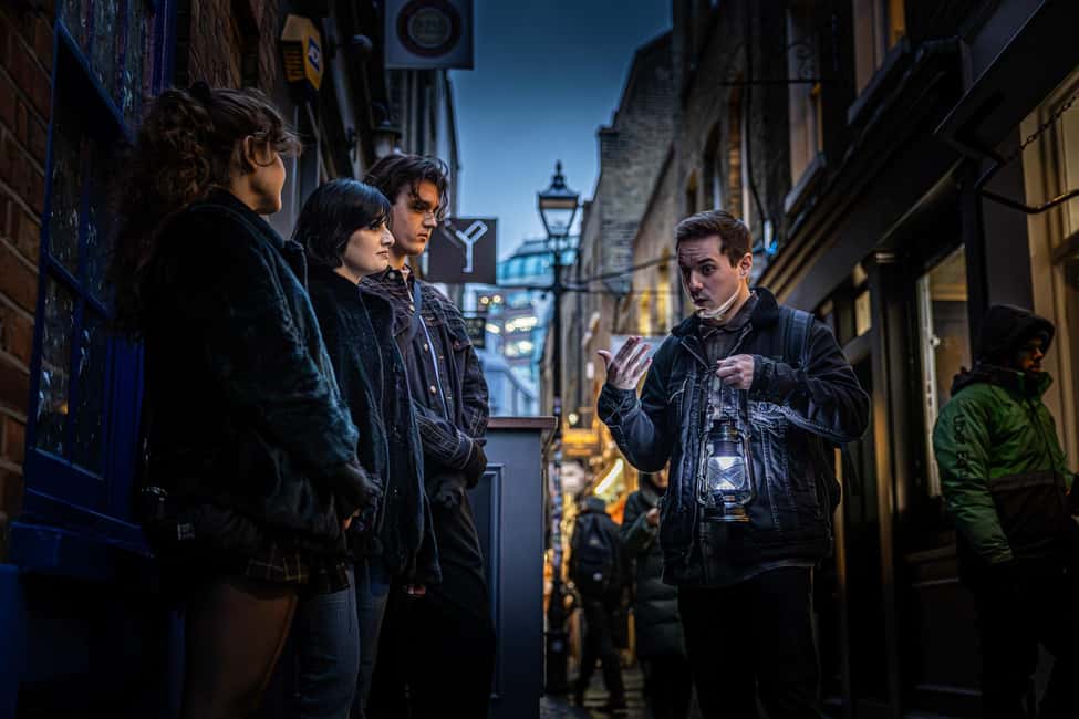 London: Interactive Jack the Ripper Walking Tour - Inside the interactive detective pack (and why it works)
